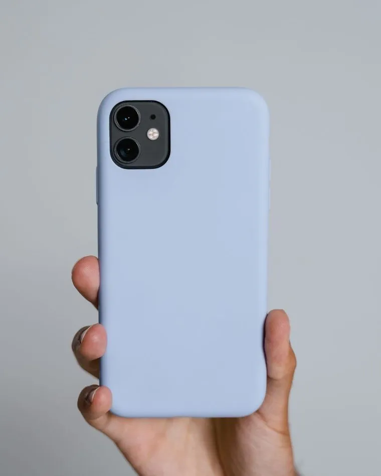 Smartphone beim Laden